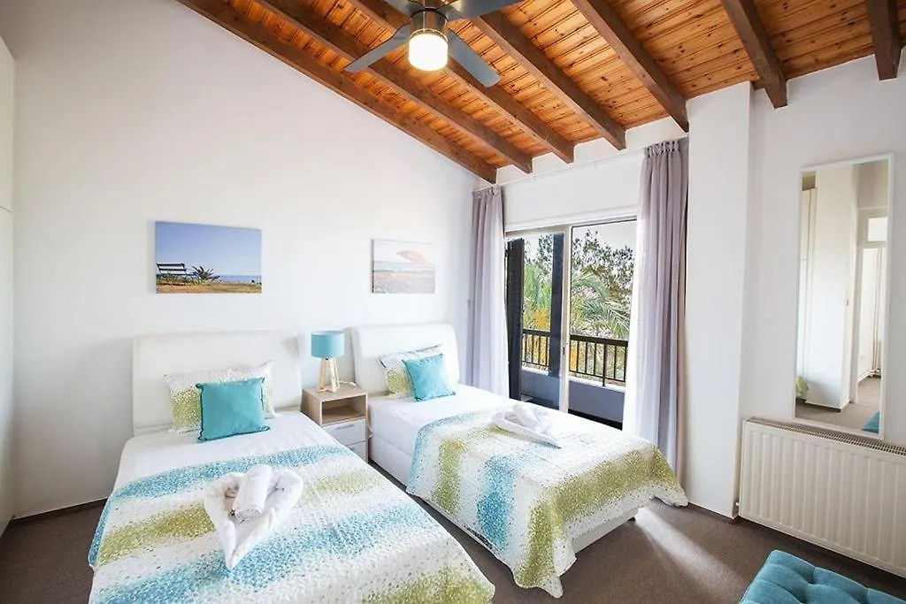Villa Nepou - Beautiful 4 Bedroom Villa - Located In Ayia Napa Villa With Private Pool