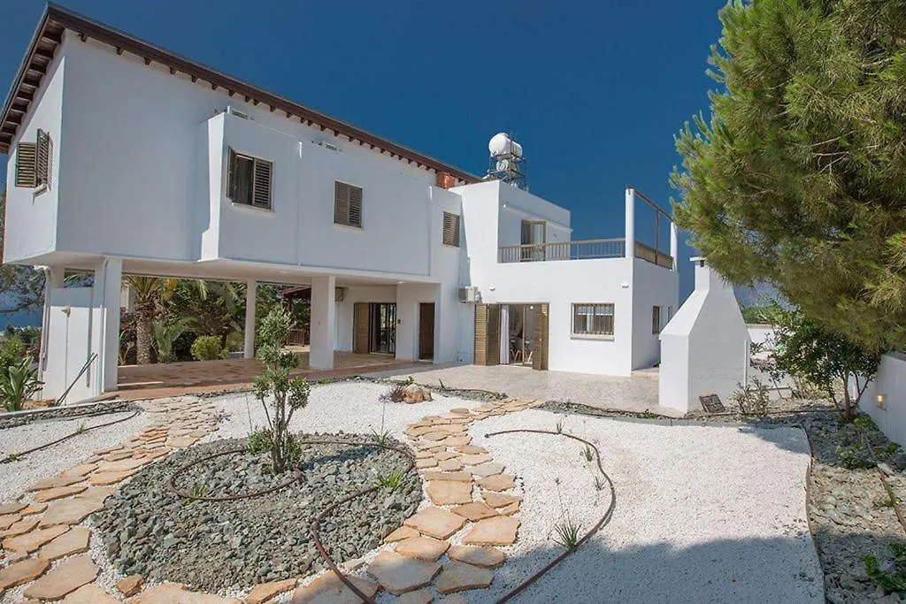 Villa Nepou - Beautiful 4 Bedroom Villa - Located In Ayia Napa Villa With Private Pool Ciprus