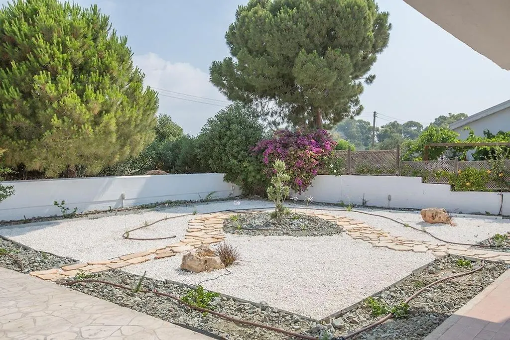 Villa Nepou - Beautiful 4 Bedroom Villa - Located In Ayia Napa Villa With Private Pool